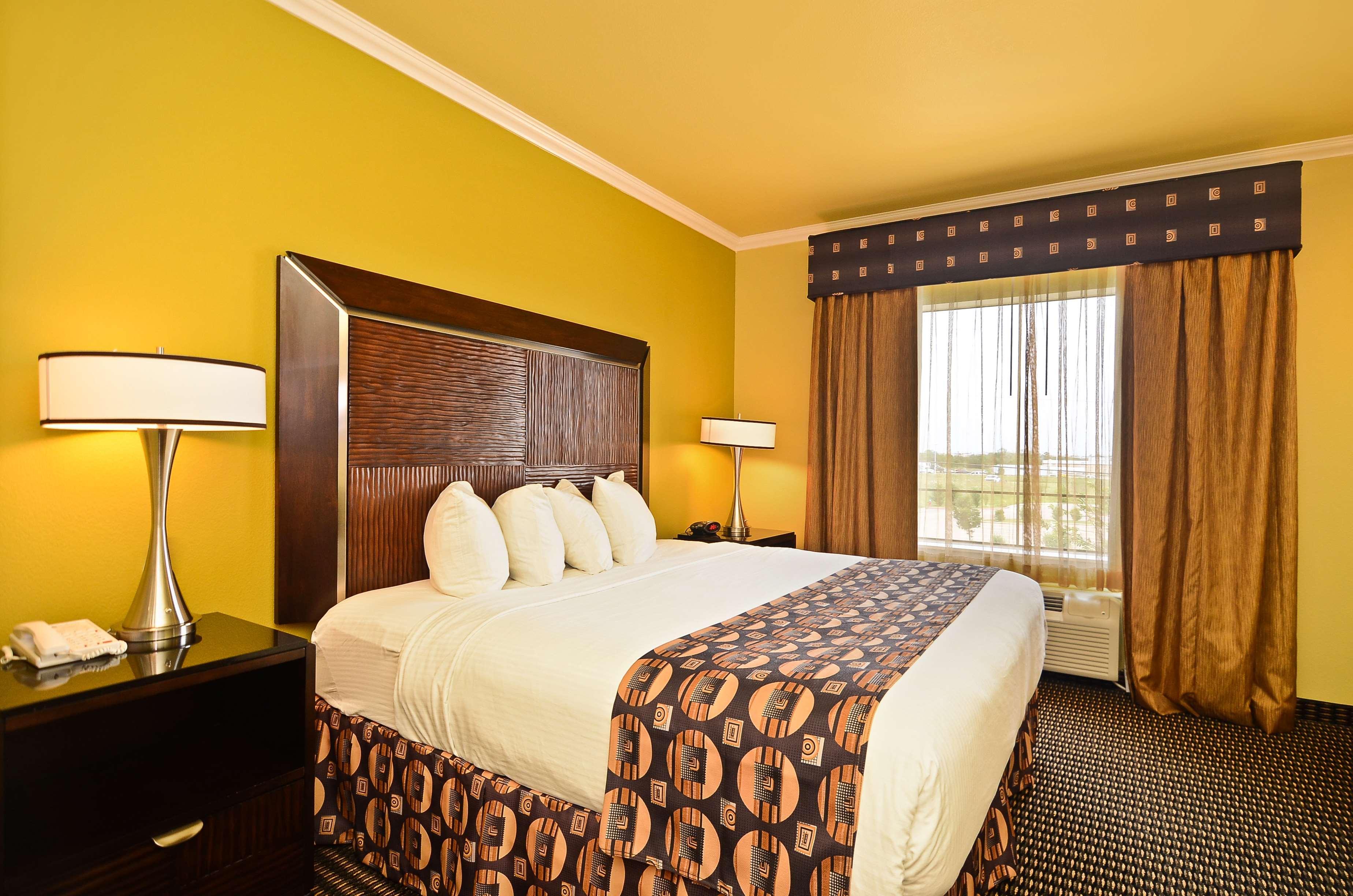 Western Christopher And Hotel Forney