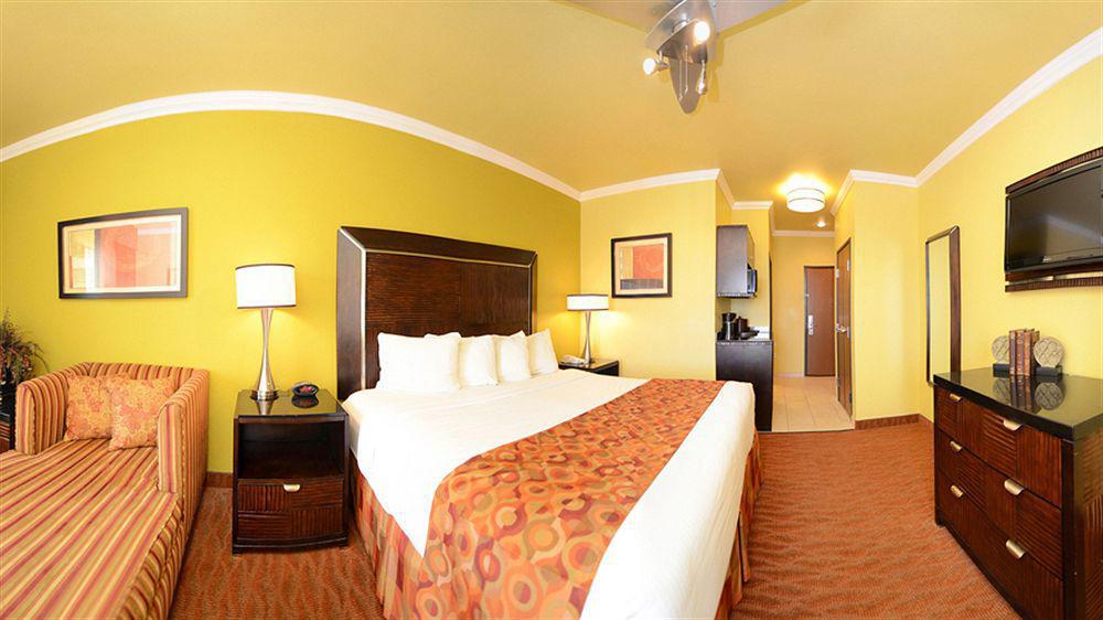 Western Christopher And Hotel