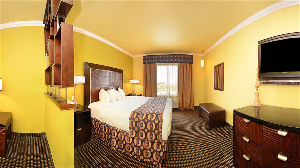 Hotel Western Christopher And
